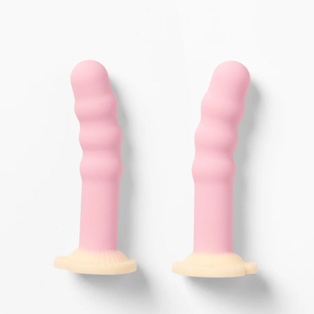GGO Dilly Suction Dildo